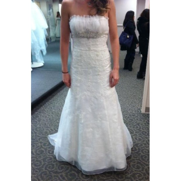 Organza Trumpet Wedding Dress with Beaded Lace in Ivory NWT 6 WG3121