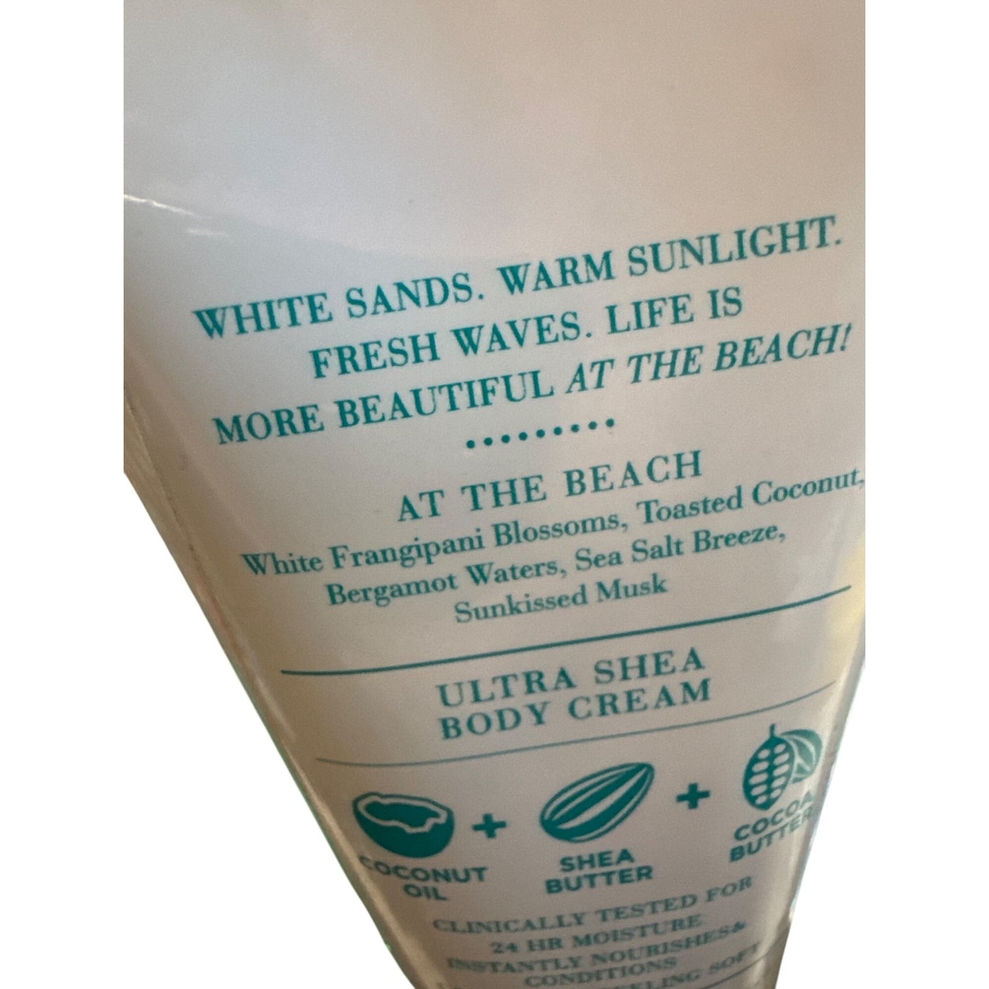 Bath & Body Works At The Beach Shower Gel & Ultra Shea Body Cream Set