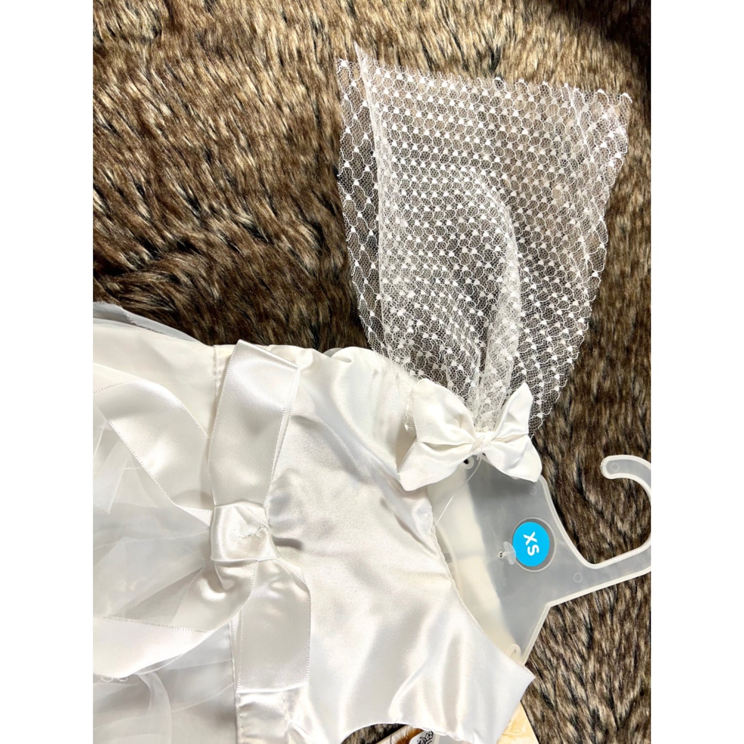 XS Wedding Dress & Veil Set (Orig. $15)