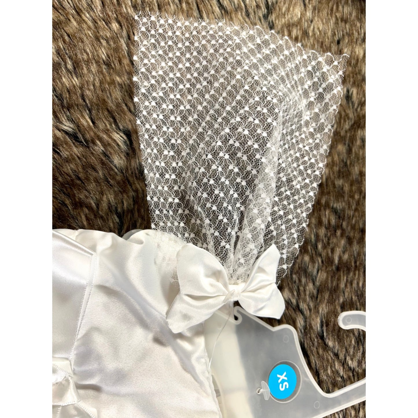 XS Wedding Dress & Veil Set (Orig. $15)