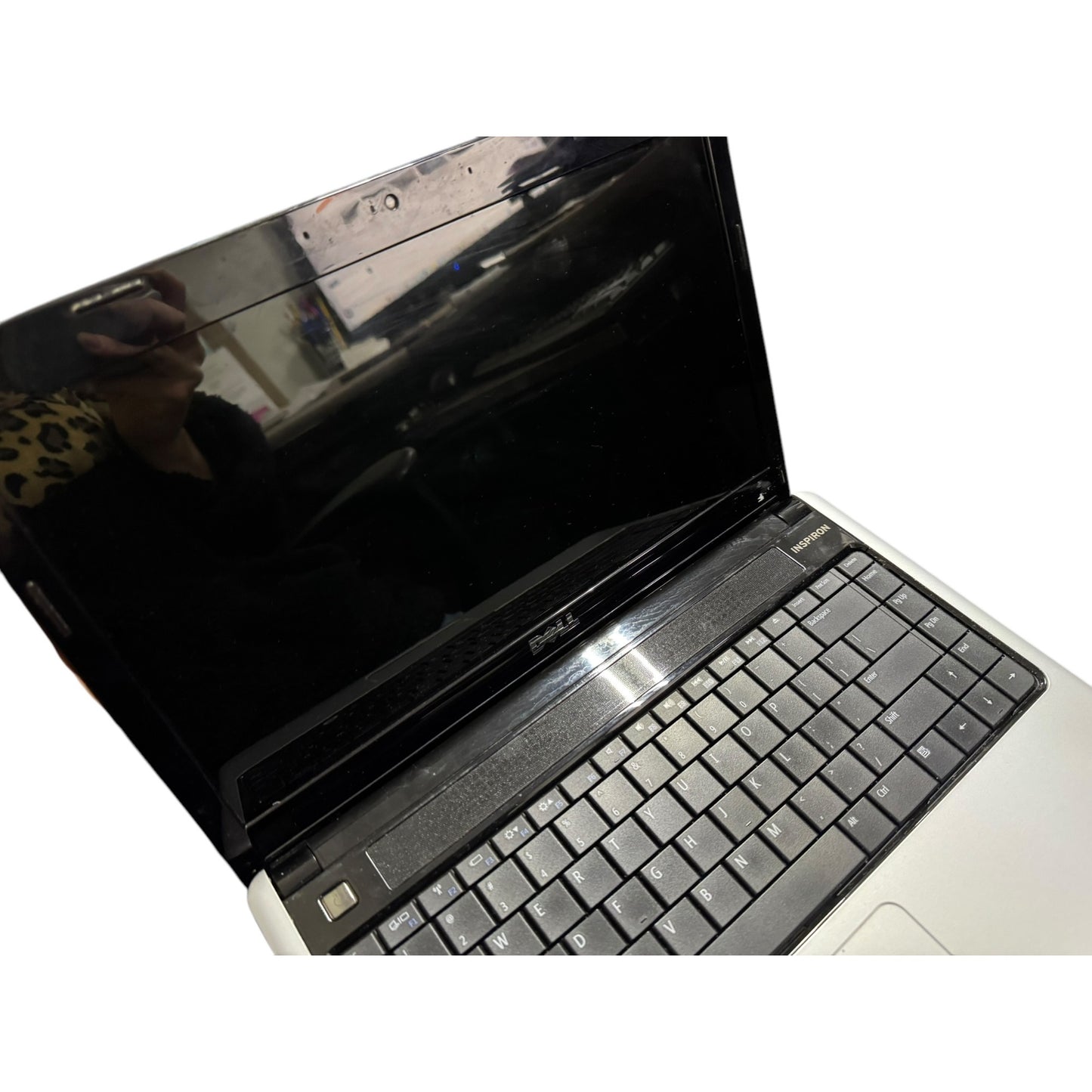 Dell Inspiron 1440 Laptop 14" Pentium(R) Dual-Core CPU 2.00GHz 4GB DDR2 SDRAM 320GB HDD Windows System Black